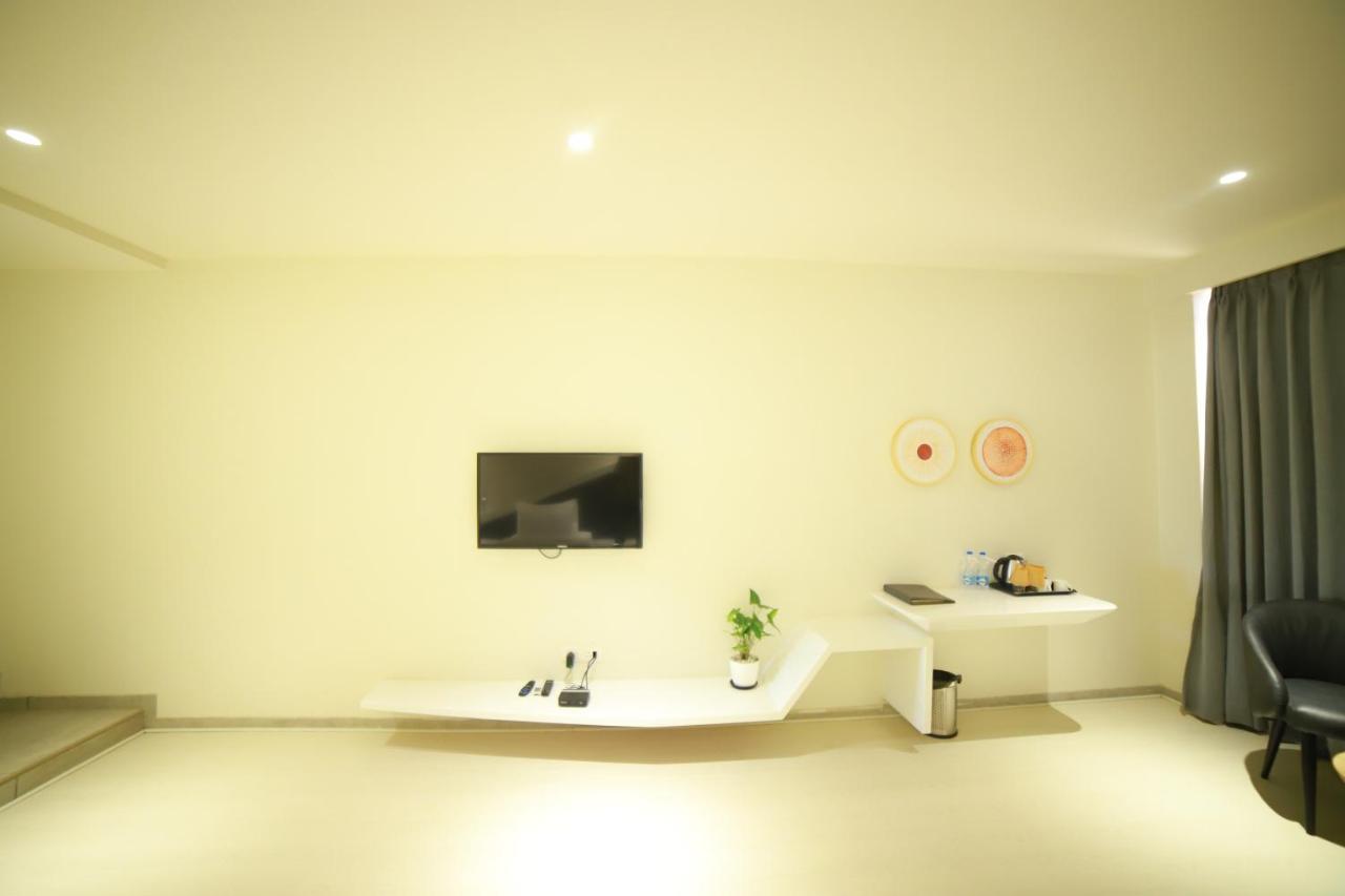 Hotel Brij Residency Top Selling , Latur Экстерьер фото